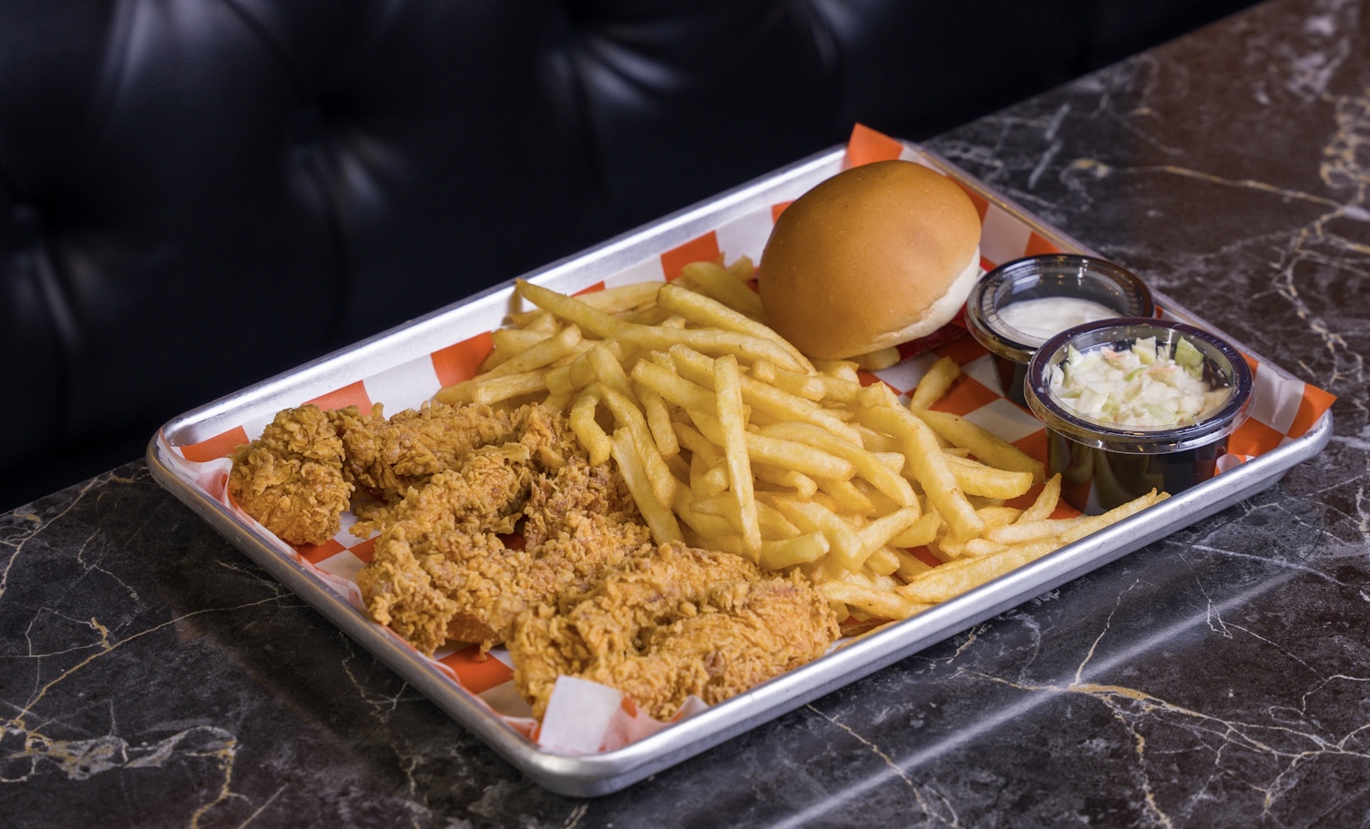 5 قطع من تنديرز