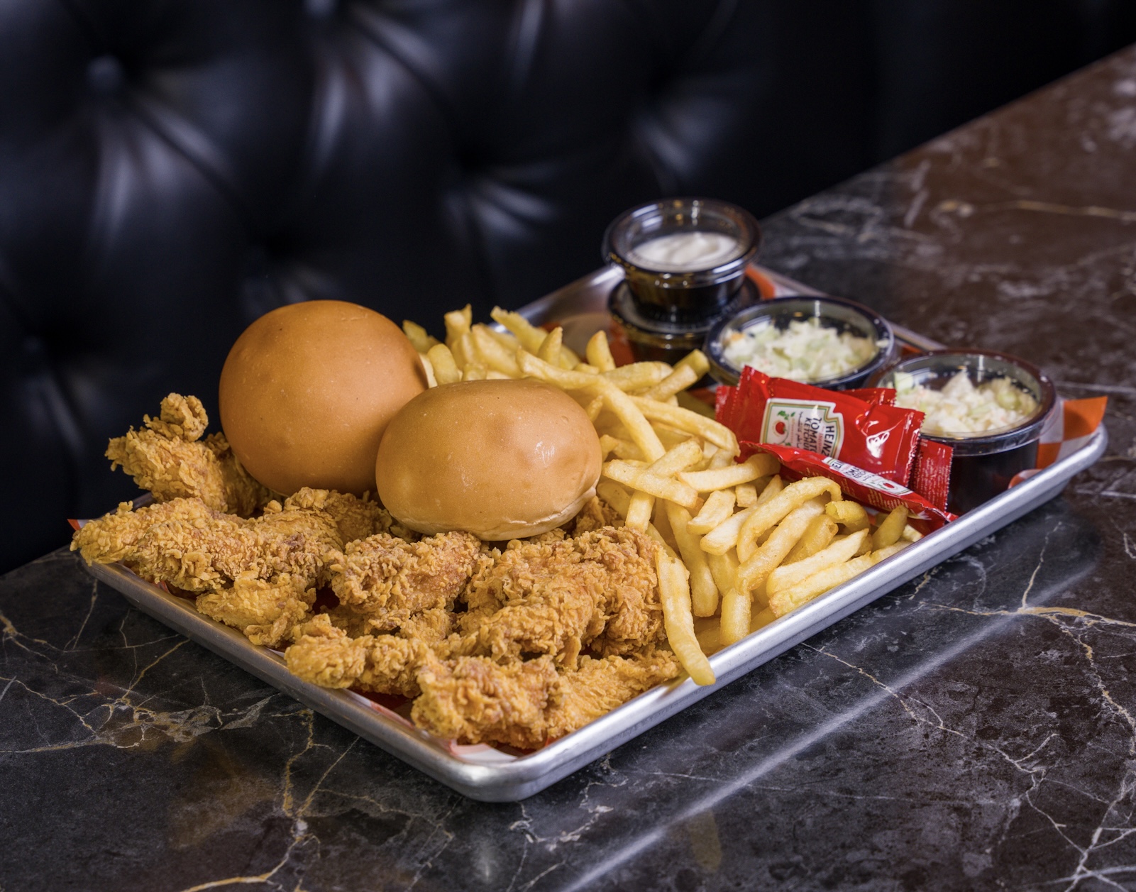 9 قطع من تنديرز